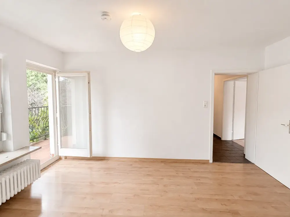 Schöne 4½-Zimmer-Wohnung mit Einbauküche & Doppelbalkon, Villenkolonie Hartmannshofen