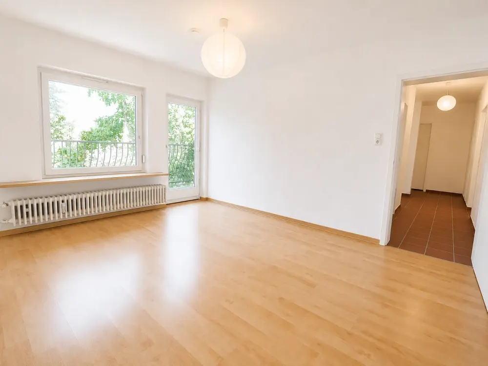 Schöne 4½-Zimmer-Wohnung mit Einbauküche & Doppelbalkon, Villenkolonie Hartmannshofen