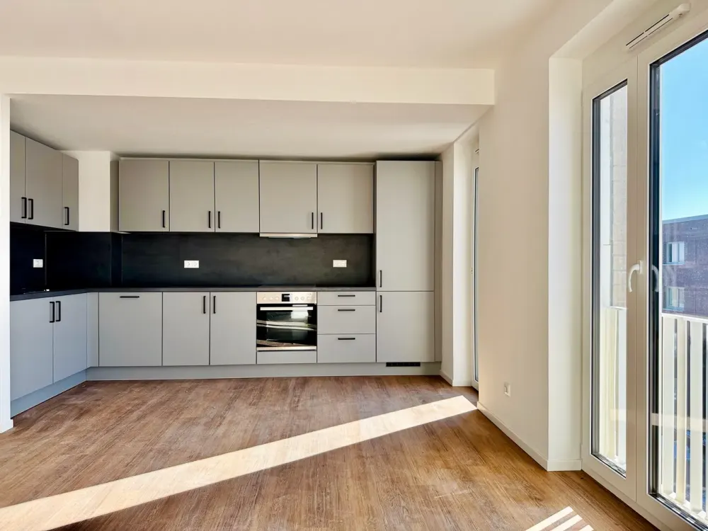 Neubau-Gebiet Hannover KRONSRODE: Einbauküche, Süd-Loggia, Fußbodenheizng, Gäste-WC, Lift, Kellr, TG