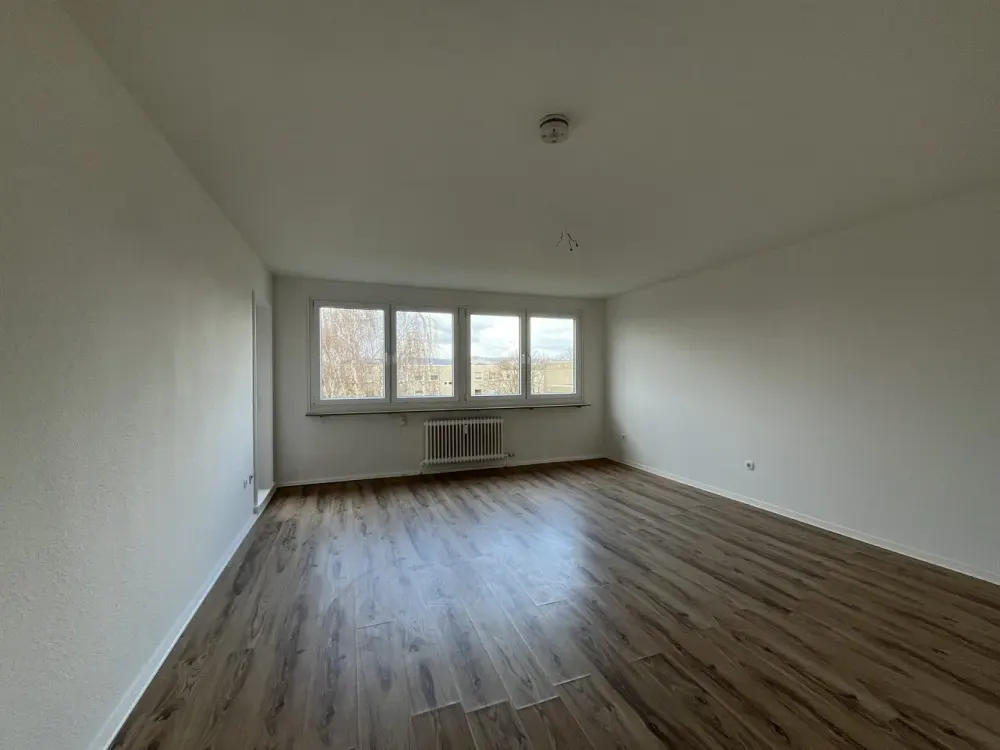 Your new home: appealing 2-room apartment