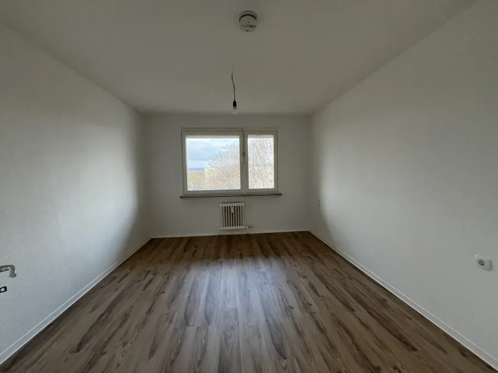 Your new home: appealing 2-room apartment