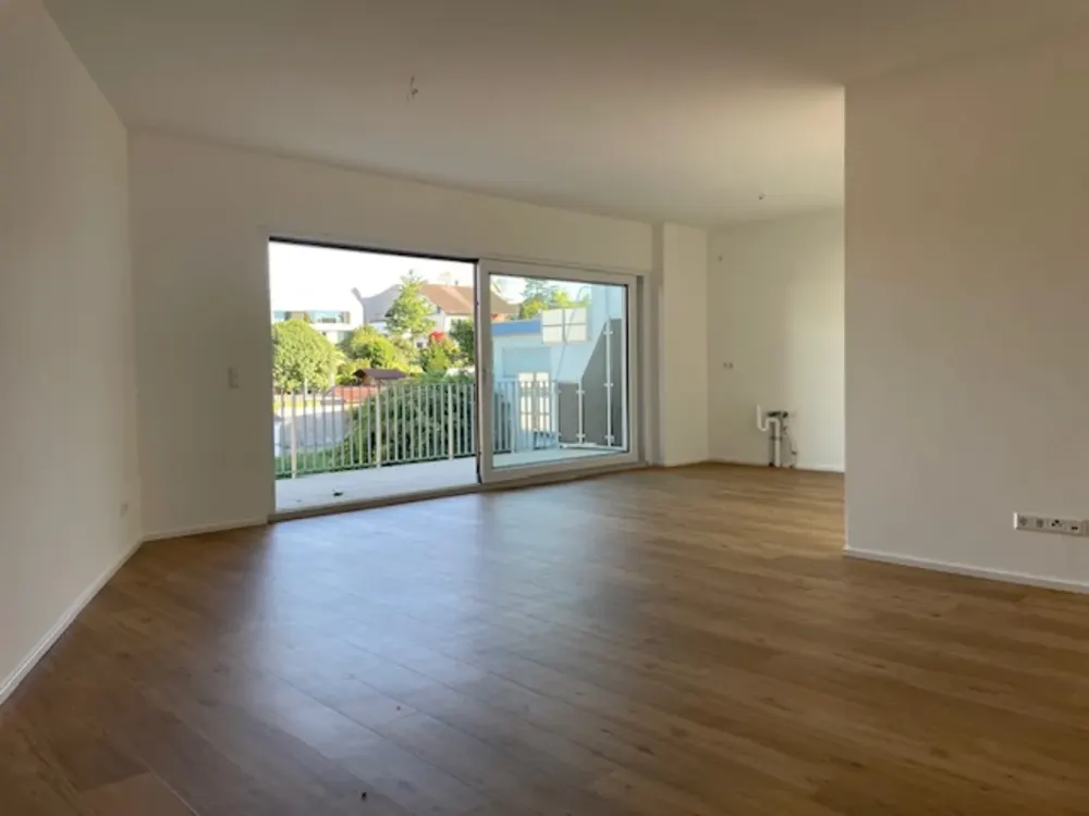 Schicke 2-Zimmer-Wohnung mit Balkon und Tiefgaragenstellplatz