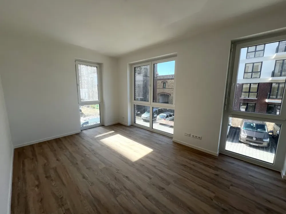 4-Room Apartment with Balcony