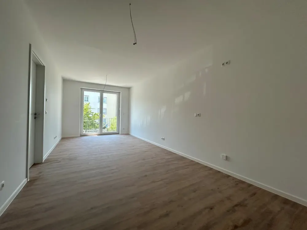 4-Room Apartment with Balcony