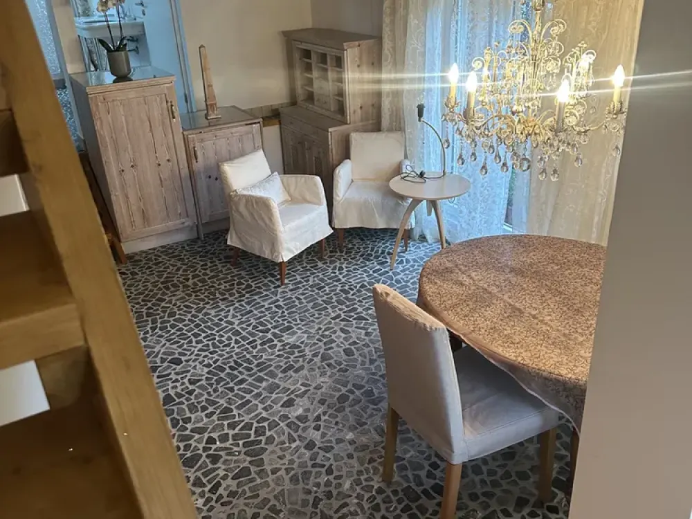 Loft-mit lux. Vollmöblierung 1.150 € Kaltmiete + Strom