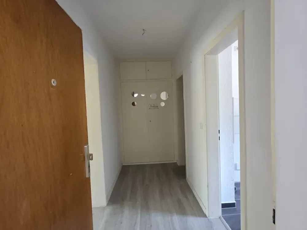Renovated and Ground Floor! 2-Room Apartment with Balcony, Energy Efficient Centrally in Datteln