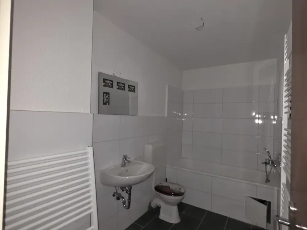 Renovated and Ground Floor! 2-Room Apartment with Balcony, Energy Efficient Centrally in Datteln