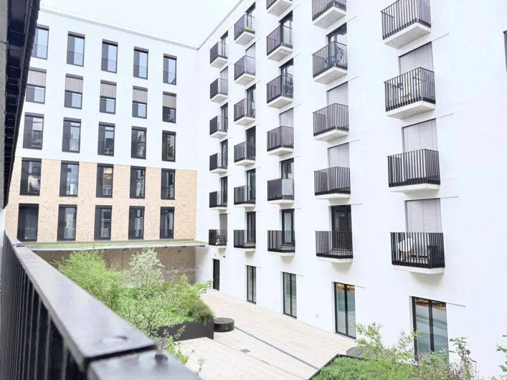 Stylish. Modern. Fully Furnished. - Attractive 1-Room Apartment