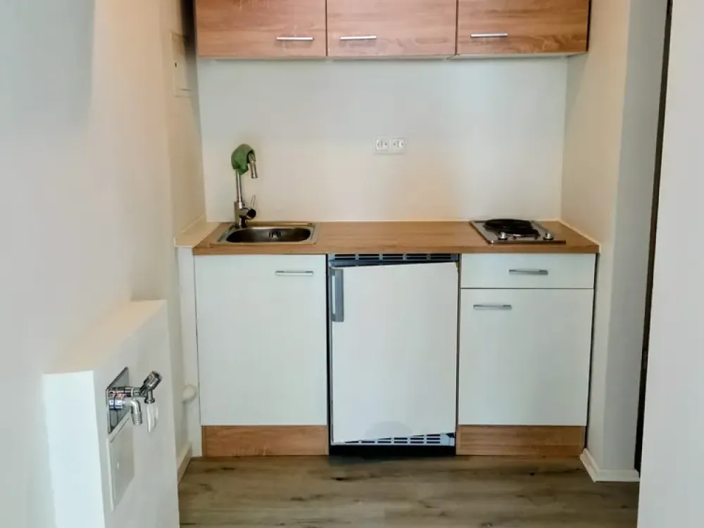 Suitable for Shared Living: Modern Living in Berg am Laim: Bright 2-Room Apartment with Balcony, Kitchen, Cellar