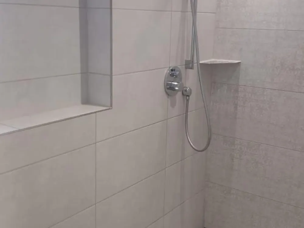 Beautiful Ground Floor Apartment, Newly Renovated