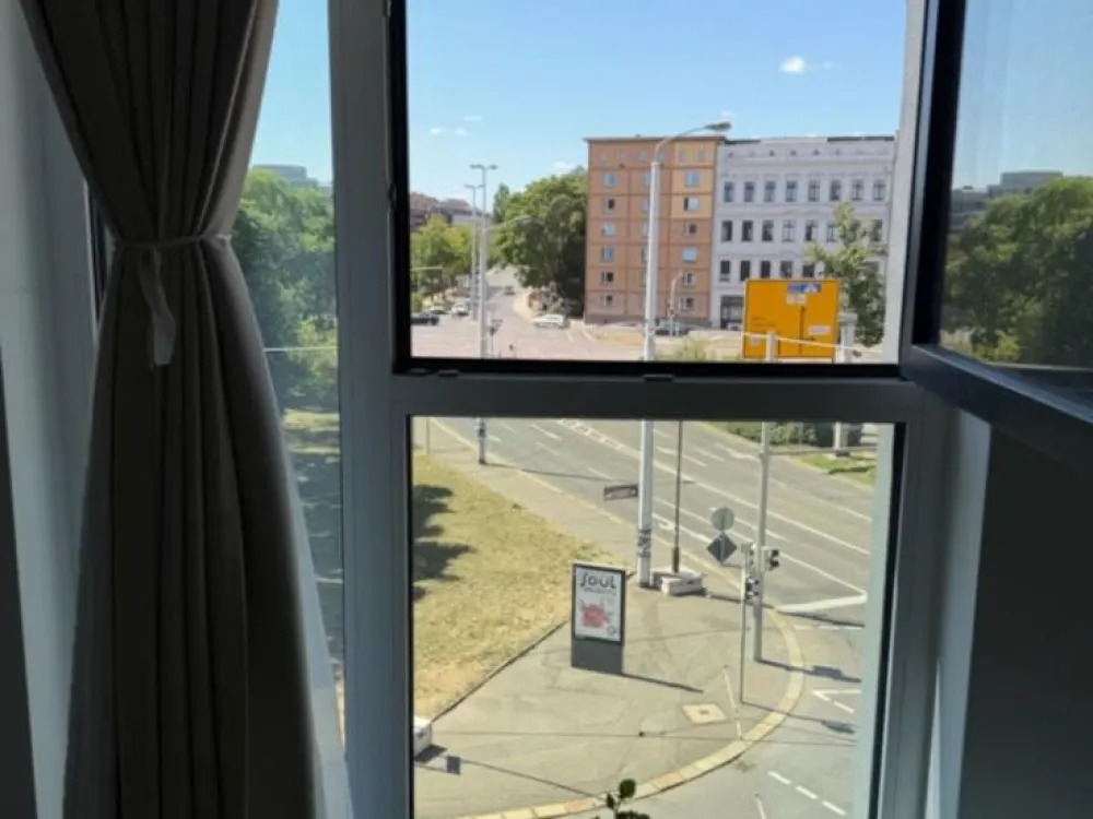 Modern Studio Apartment in Perfect Central Location