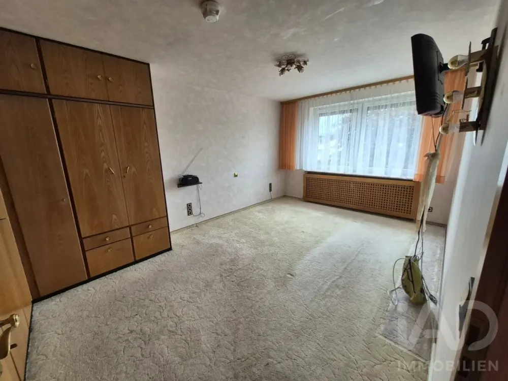 Beautiful 3-room apartment with balcony in Saarbrücken