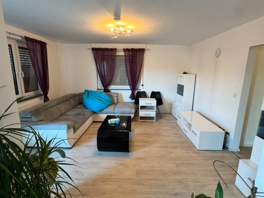 3.5 Room Apartment with Balcony and Garden Use