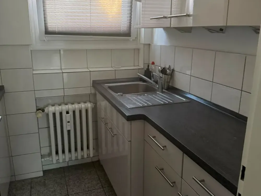 Geräumiges Appartement mit Einbauküche und Balkon in bester Innenstadtlage