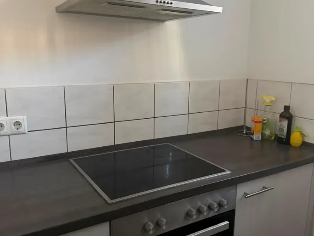 Geräumiges Appartement mit Einbauküche und Balkon in bester Innenstadtlage