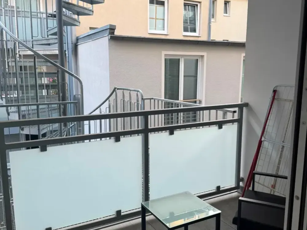 Geräumiges Appartement mit Einbauküche und Balkon in bester Innenstadtlage