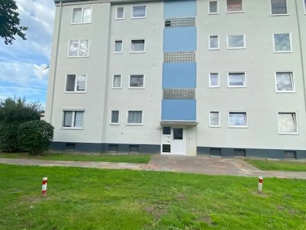 Attractive 3-Room Apartment in a Quiet Residential Area