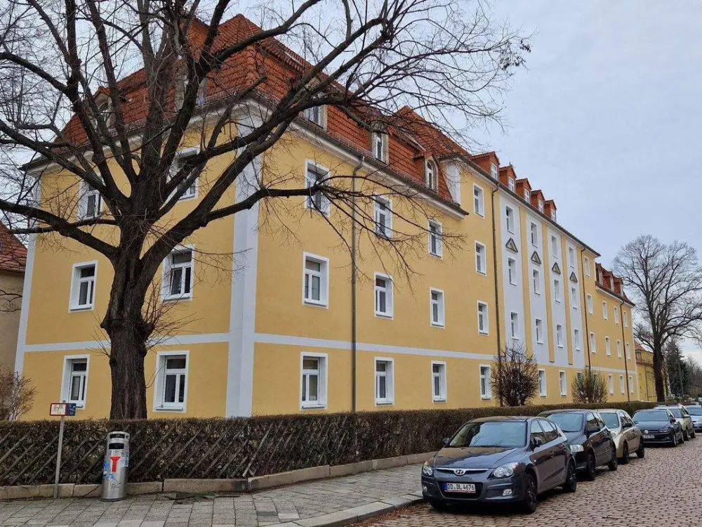 DD-Löbtau - Large, bright, friendly 3.5-room maisonette apartment in the attic