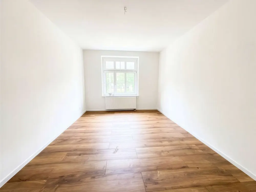 Hochwertig modernisiert inklusive Einbauküche!