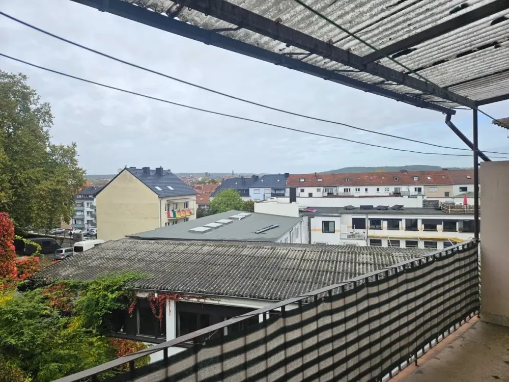 Freshly Renovated, Quiet 3-Room Apartment with Balcony and View over Saarbrücken