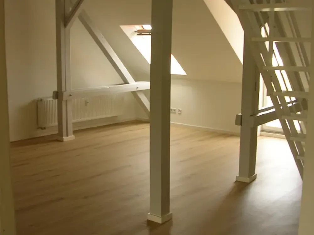 Spacious Living on 2 Levels