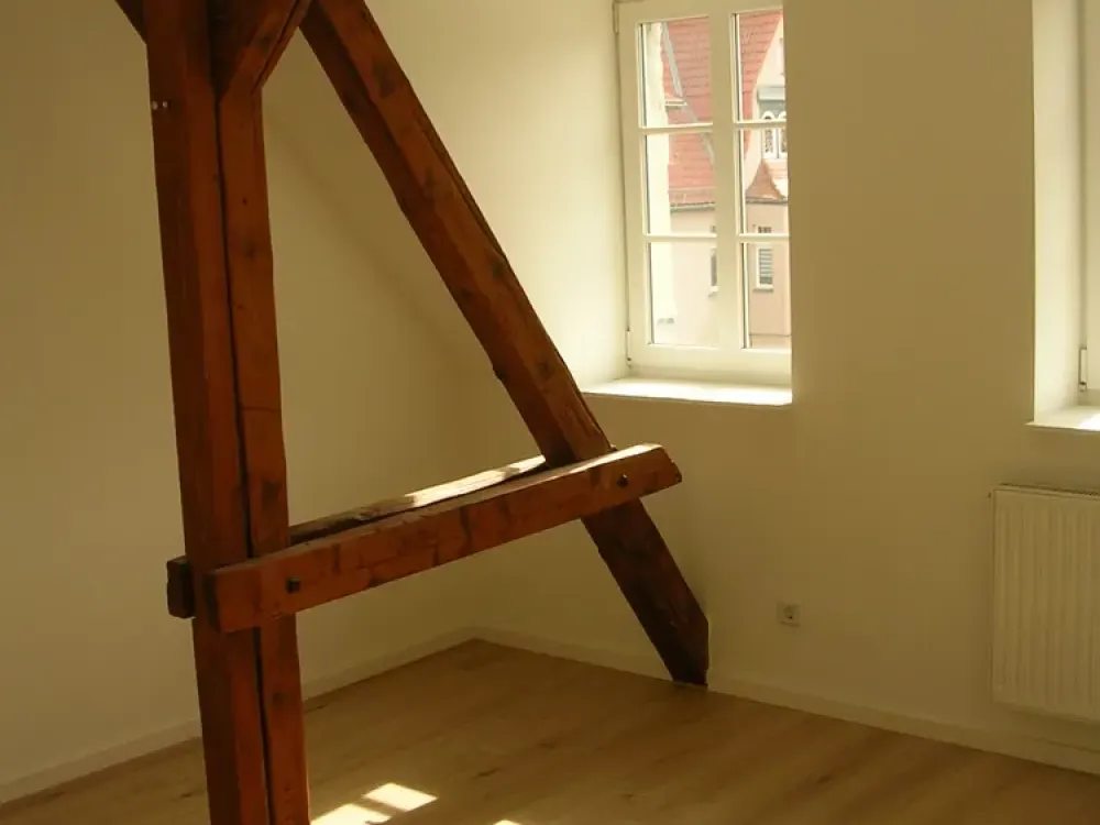 Spacious Living on 2 Levels