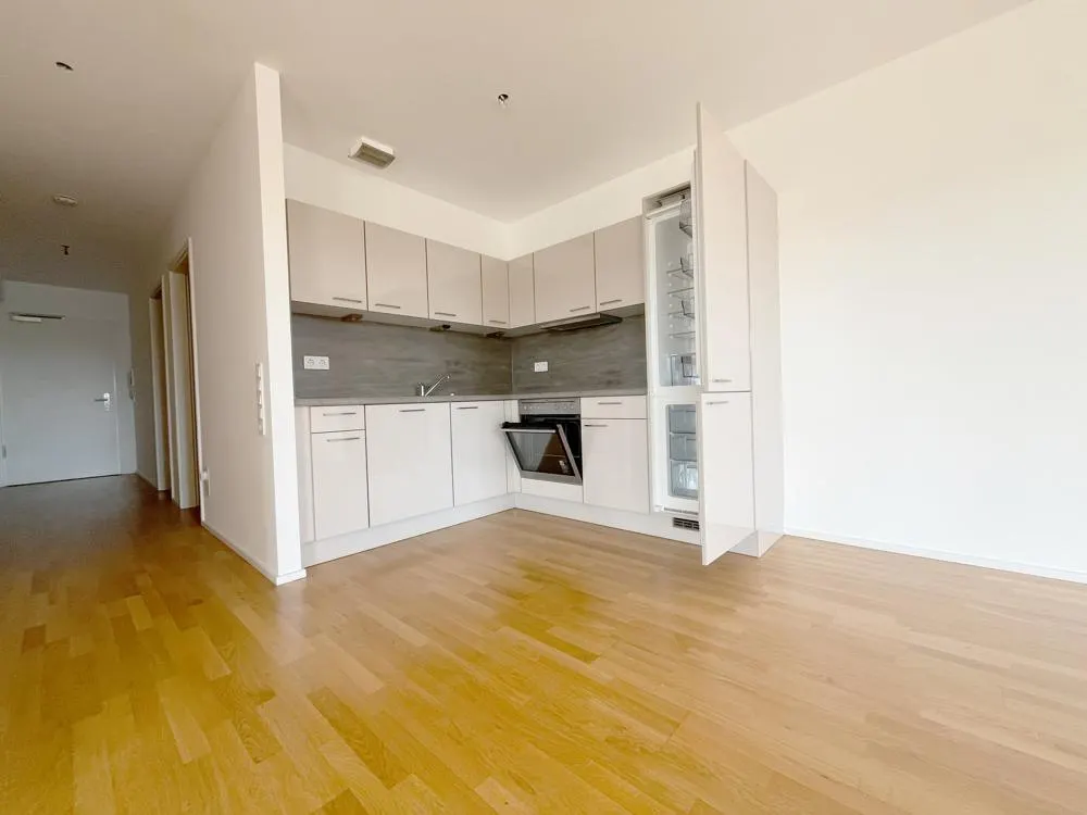 Living at the Highest Level - Modern New Building in Europaviertel