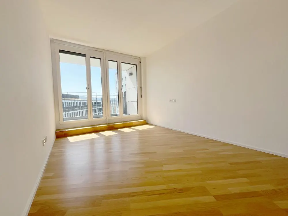 Living at the Highest Level - Modern New Building in Europaviertel