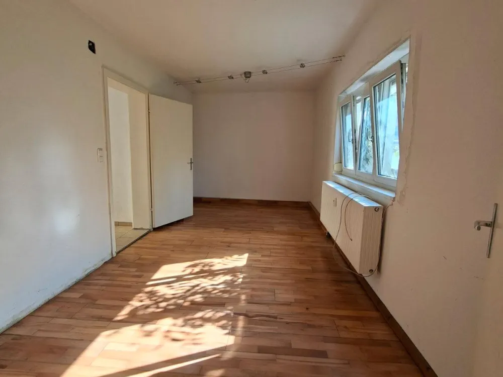 Quiet, bright 1-room house on the ground floor in Schwaig near Nuremberg