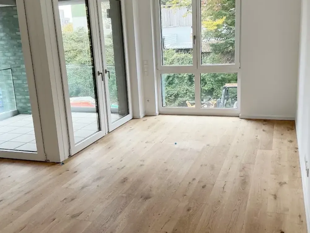 Move In and Enjoy! New Build Apartment with 3 Rooms, Flooded with Light, Loggia, Fitted Kitchen, Elevator