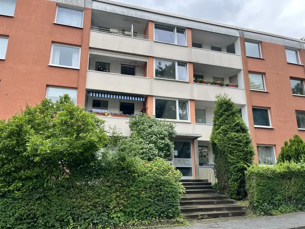 Stop! Günstige 3,5-Zimmer-Wohnung
