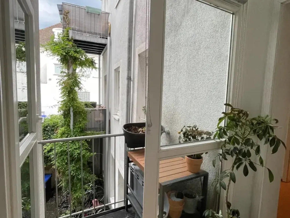 Beautiful Apartment with Fitted Kitchen and Balcony (Apt. 2)