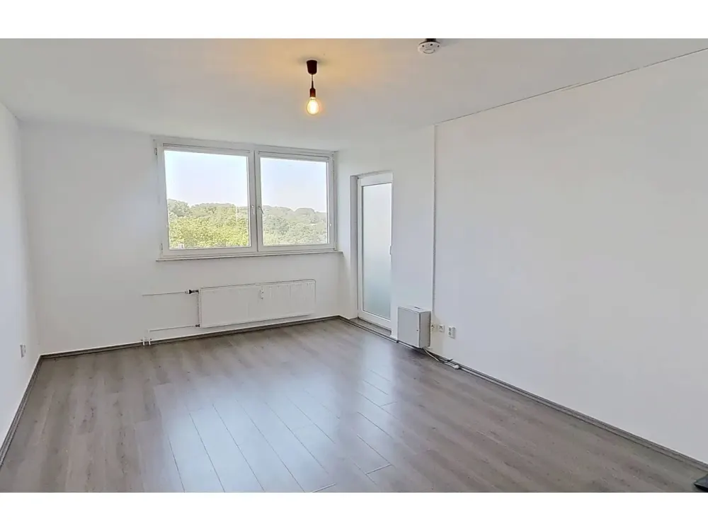 Attention Female Students & Trainees: Large Shared Apartment Room with Private BALCONY in 4-Person WG in Münster-Kinderhaus