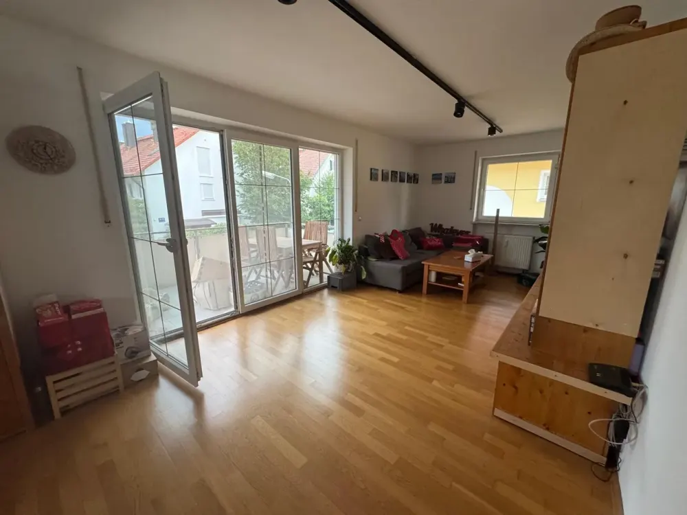 Lebendiges Stadtwohnen: Gepflegte 2-Zimmer-Wohnung in Aubing
