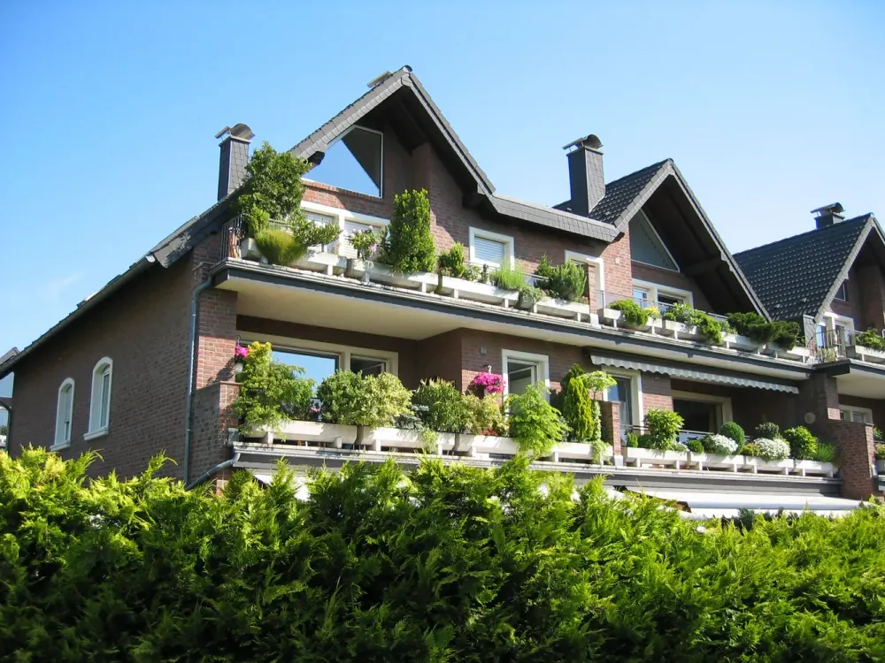 Königsdorf - Western City Limit of Cologne: Nearly New 100 sqm Residence / Luxury Fitted Kitchen / South Loggia / Distant View