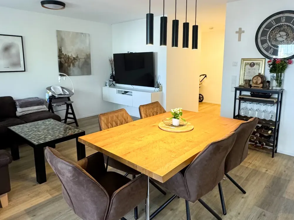 Family-Friendly 3-Room Apartment with Balcony