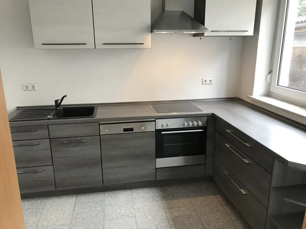 4-Room Apartment with Built-in Kitchen