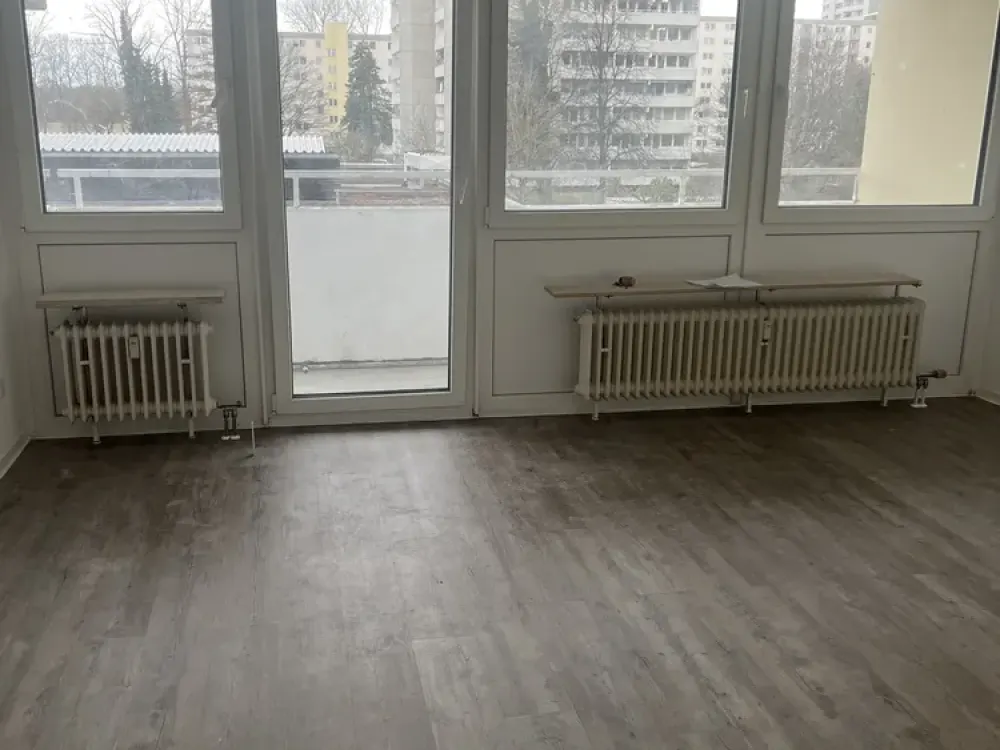 Praktisch geschnittene 2-Zimmer-Wohnung - für Sie renoviert!