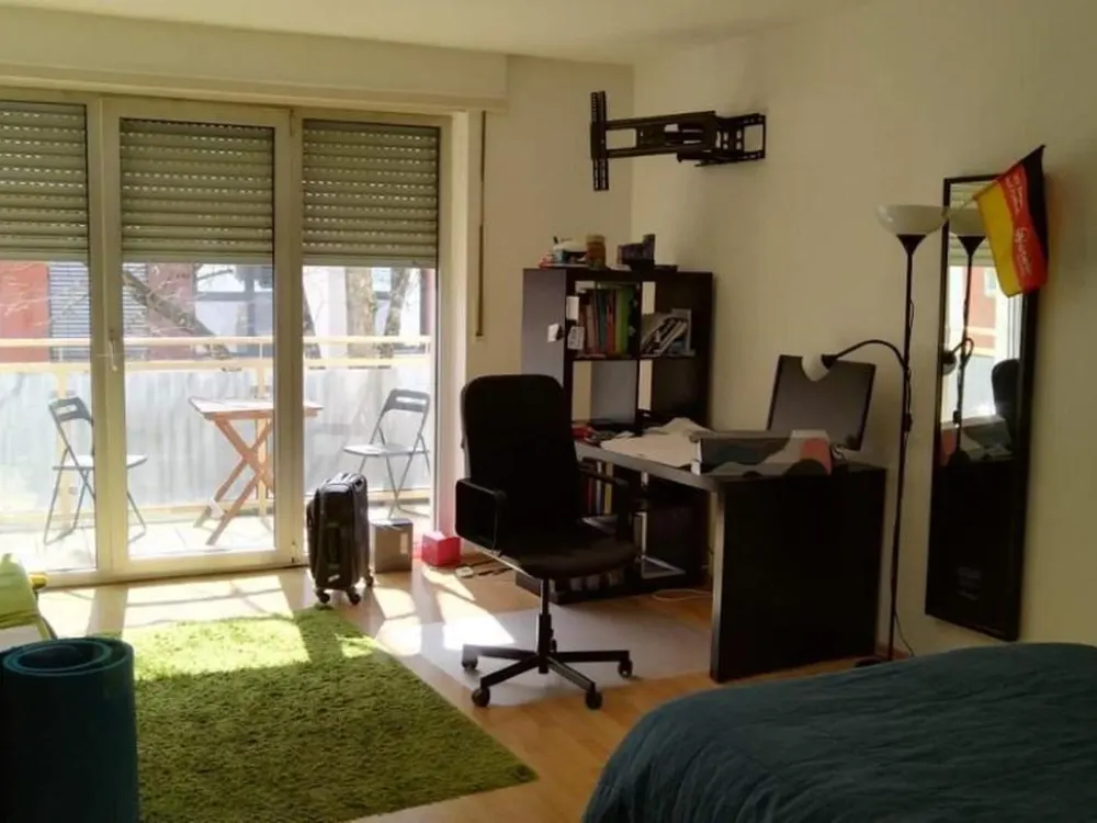 Great 1.5-Room Apartment with Balcony in Central Location of Karlsruhe
