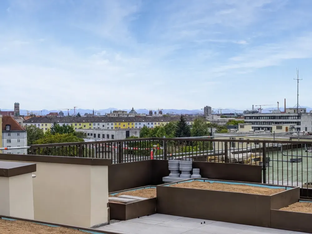 Maisonette with three roof terraces in Schwabing, new building, between Olympiapark and Nordbad (4.08)