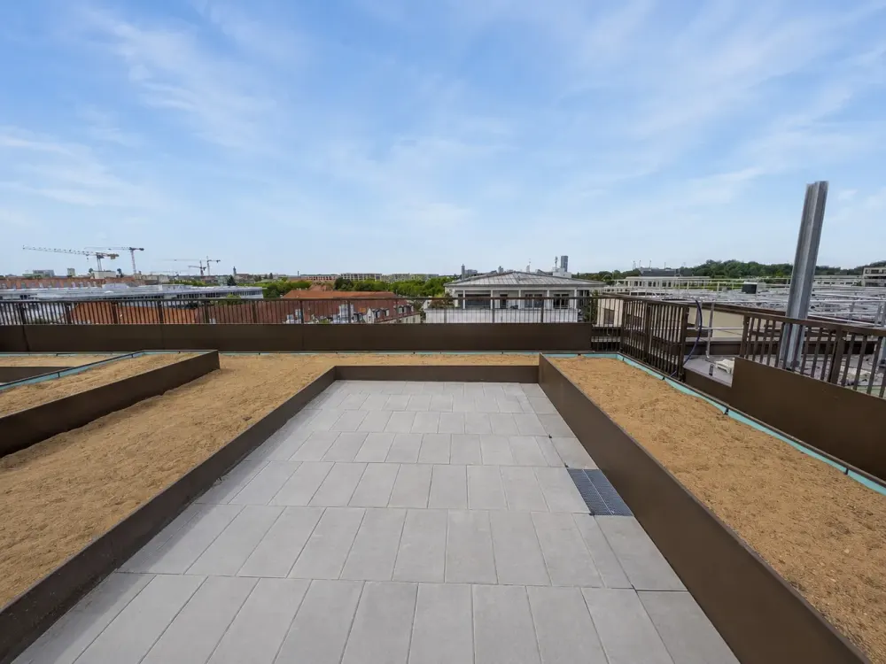 Maisonette with three roof terraces in Schwabing, new building, between Olympiapark and Nordbad (4.08)