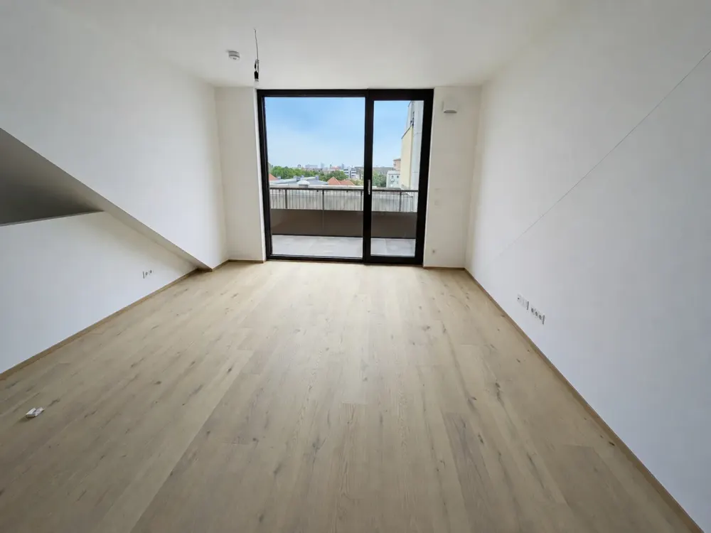 Maisonette with three roof terraces in Schwabing, new building, between Olympiapark and Nordbad (4.08)