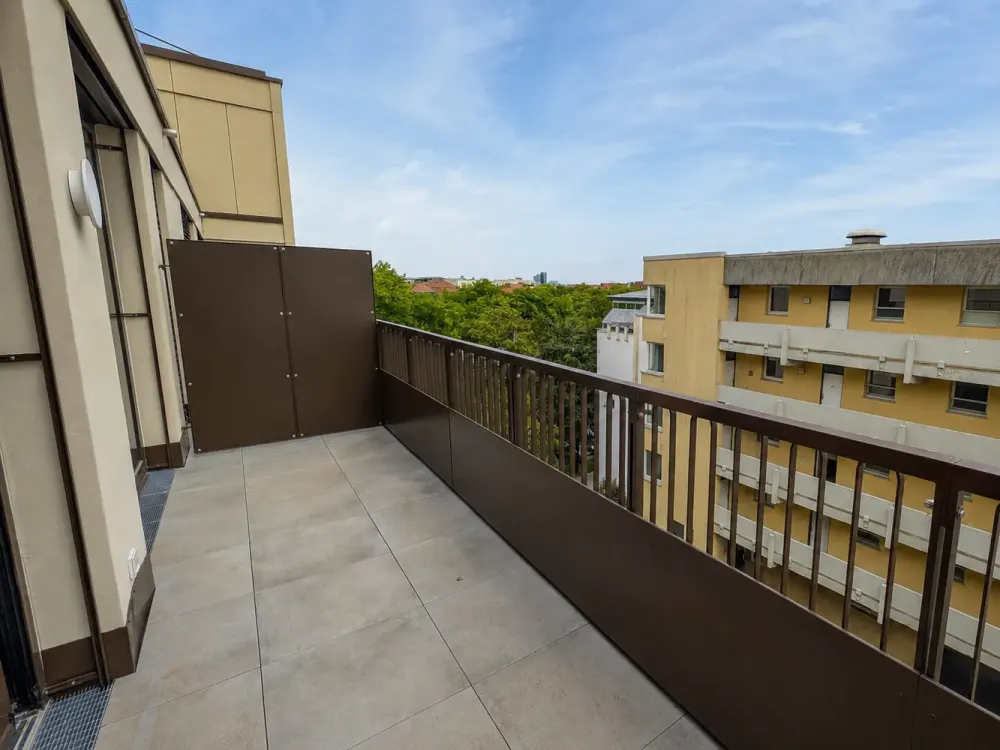 Maisonette with three roof terraces in Schwabing, new building, between Olympiapark and Nordbad (4.08)