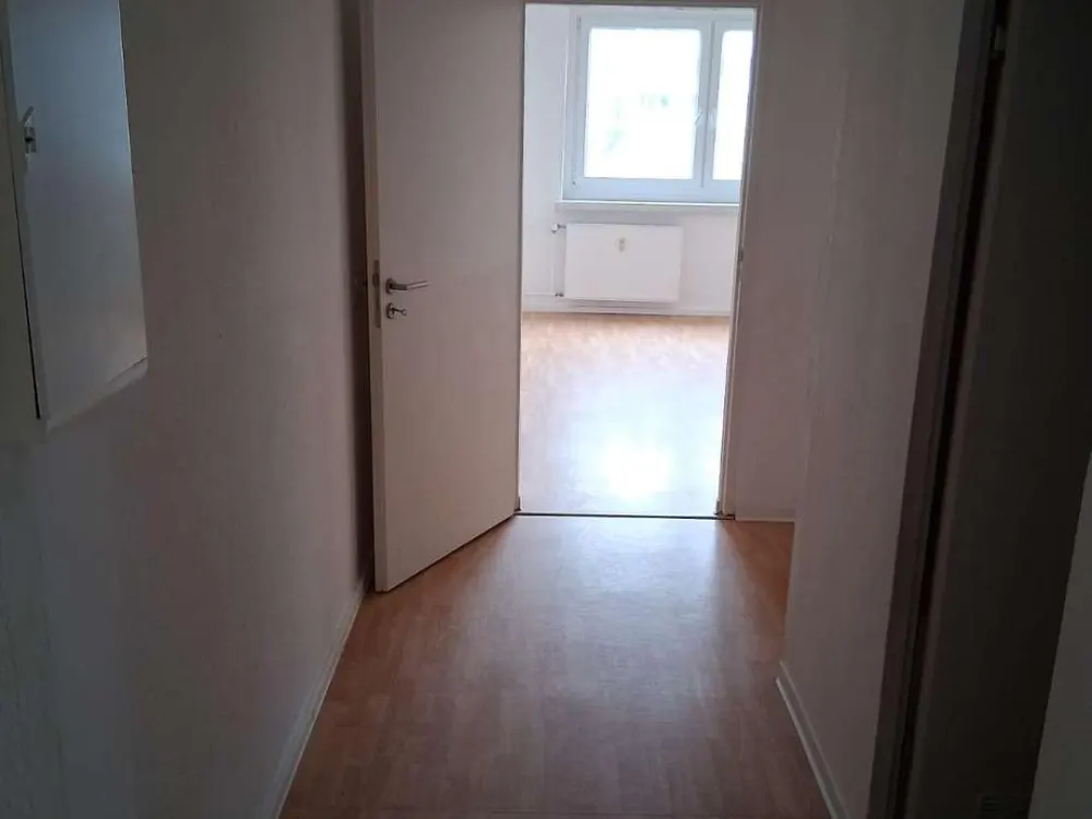 Gamigstraße 22 - bright 3-room apartment with kitchen and bathroom on the 4th floor - WBS - for rent
