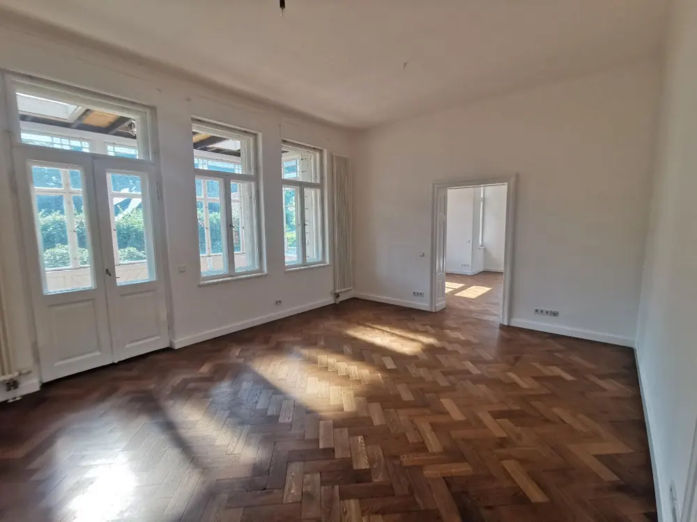 Extravangante 4-Raumwohnung in idylischer ruhiger und grüner Lage