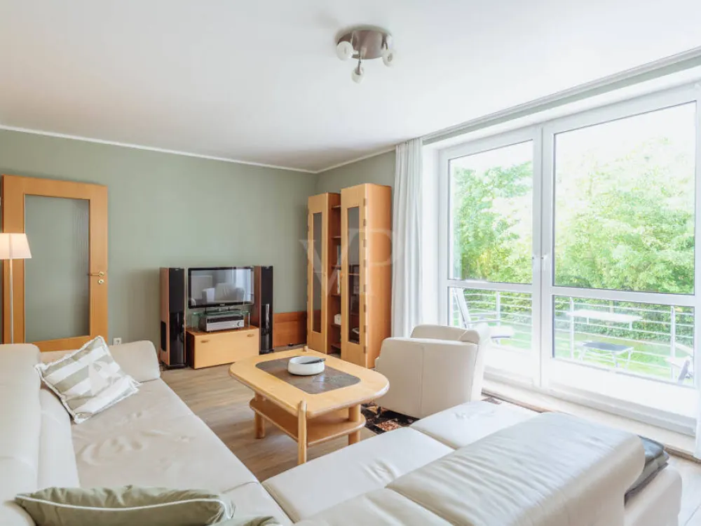 WARNEMÜNDE I furnished, wonderful modern 3-room apartment with south-facing balcony and underground parking space