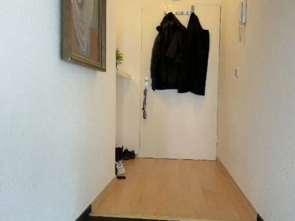 Düsseldorf-Unterbilk! Apartment! Ruhig mit Balkon und Lift und Einbauküche!