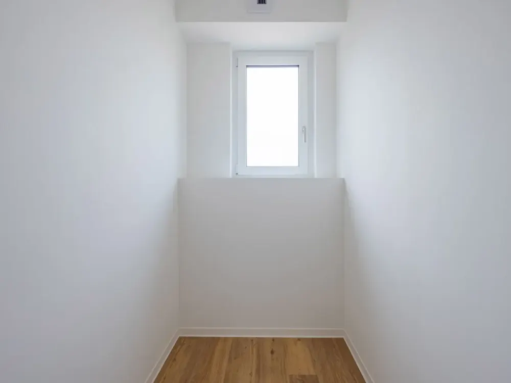4-room apartment (Type 13) with balcony, two bathrooms and private cellar | available immediately