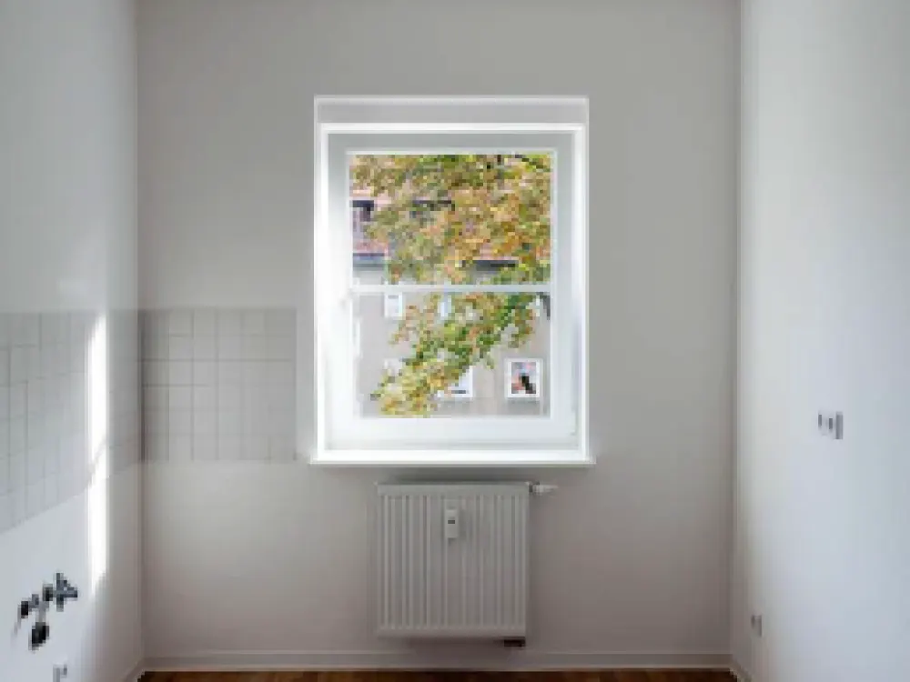 Green Residential Oasis - Optimally Divided 3-Room Apartment, Large Balcony !!!