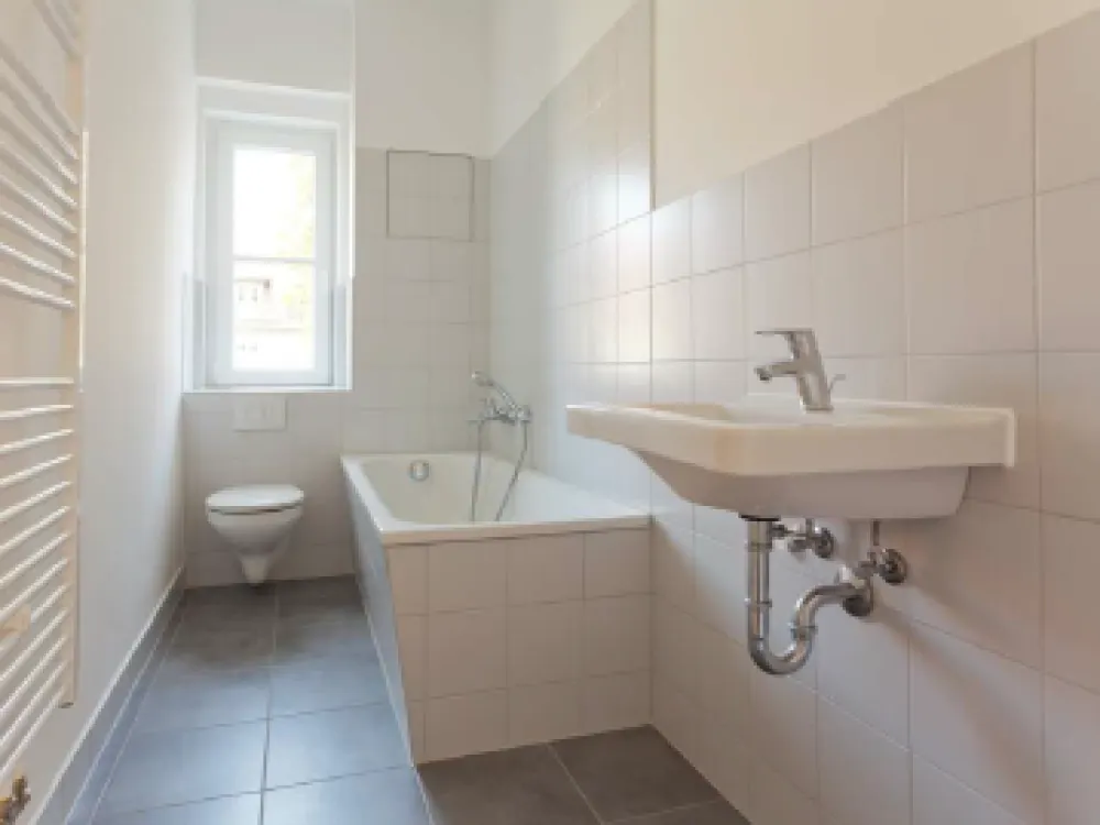 Green Residential Oasis - Optimally Divided 3-Room Apartment, Large Balcony !!!